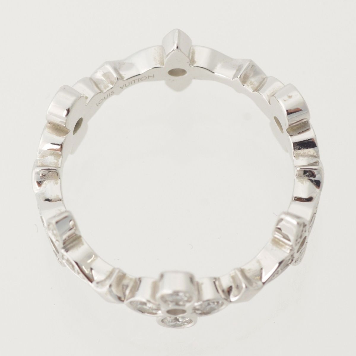Louis Vuitton Monogram Fine Dentelle Diamond Ring White Gold — view 6
