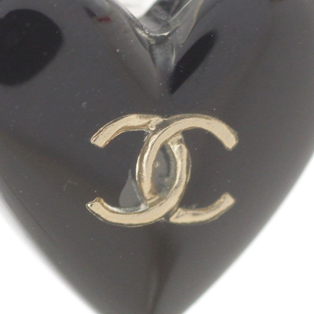Chanel CC Logo Heart Pearl Earrings Black — view 4