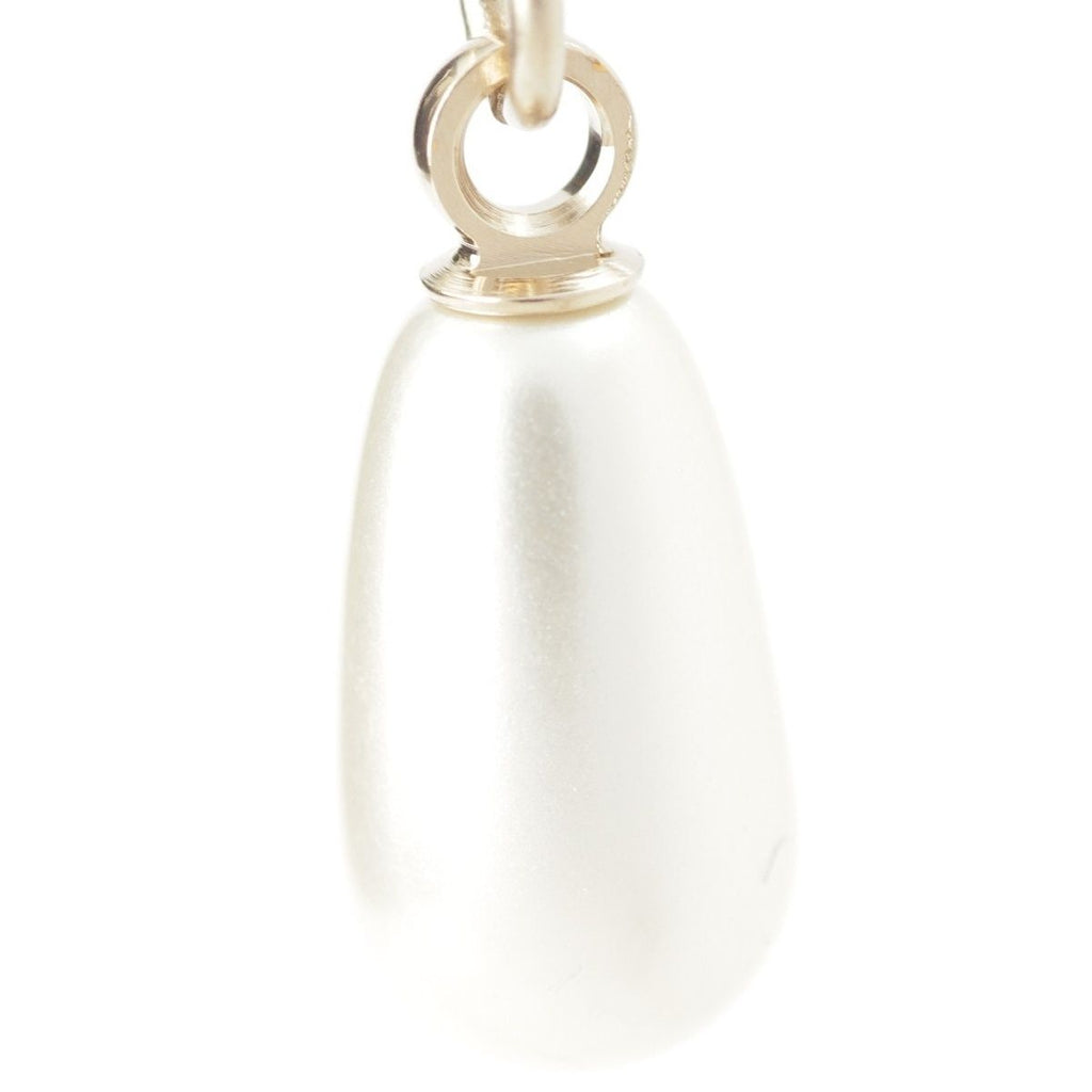 Chanel CC Logo Heart Pearl Earrings Black — view 6