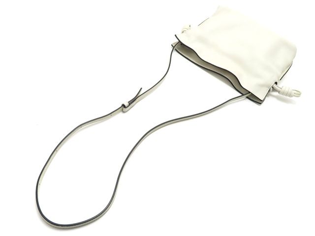 Loewe Flamenco Clutch Mini White Calfskin — view 4