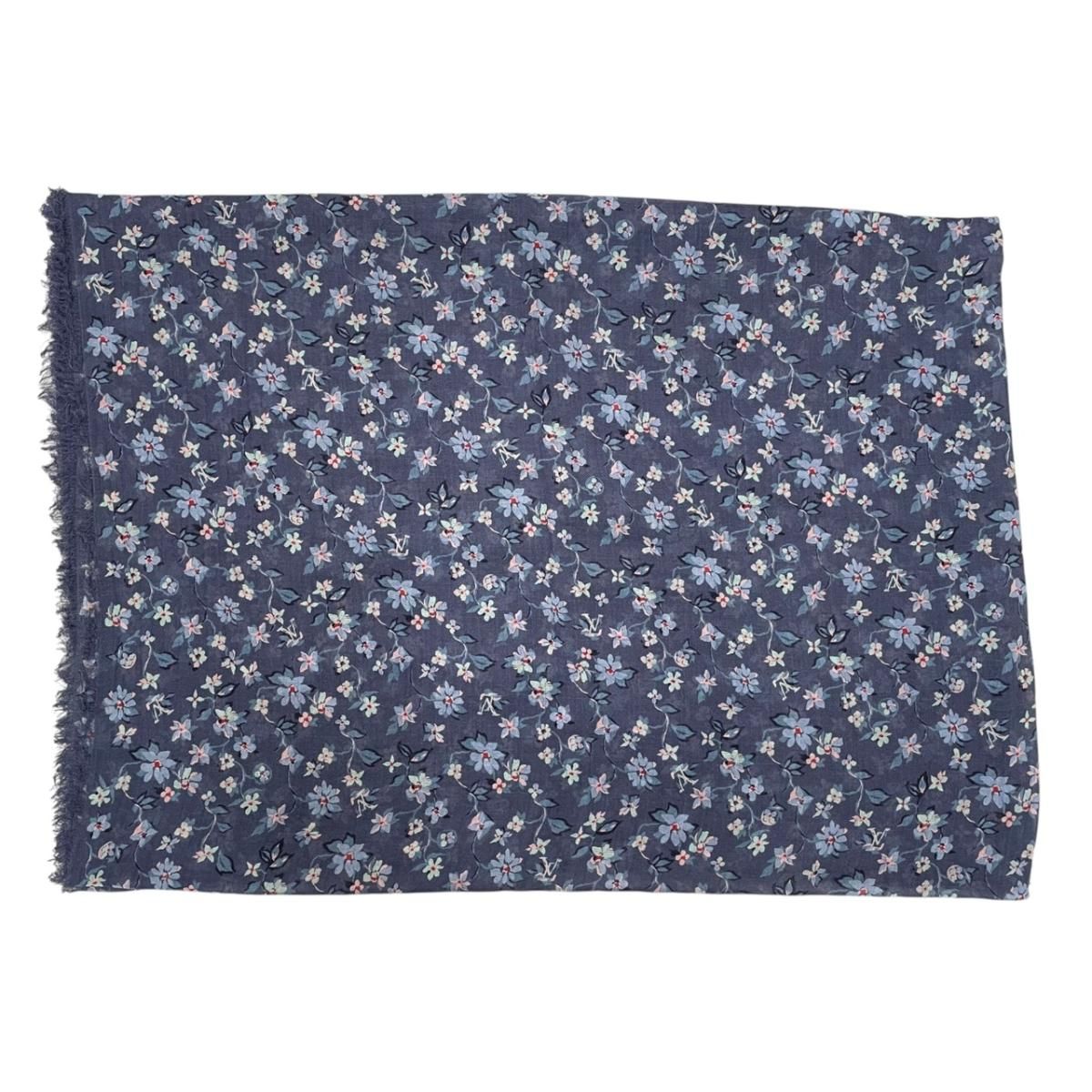 Louis Vuitton Scarf Large Flower Floral Pattern LV Logo Navy Silk Wool — view 4