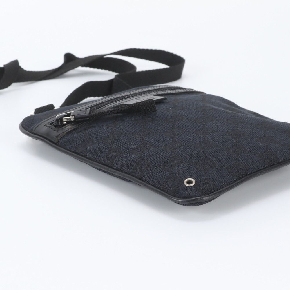 Gucci GG Canvas Leather Shoulder Bag Crossbody Messenger Business — view 5