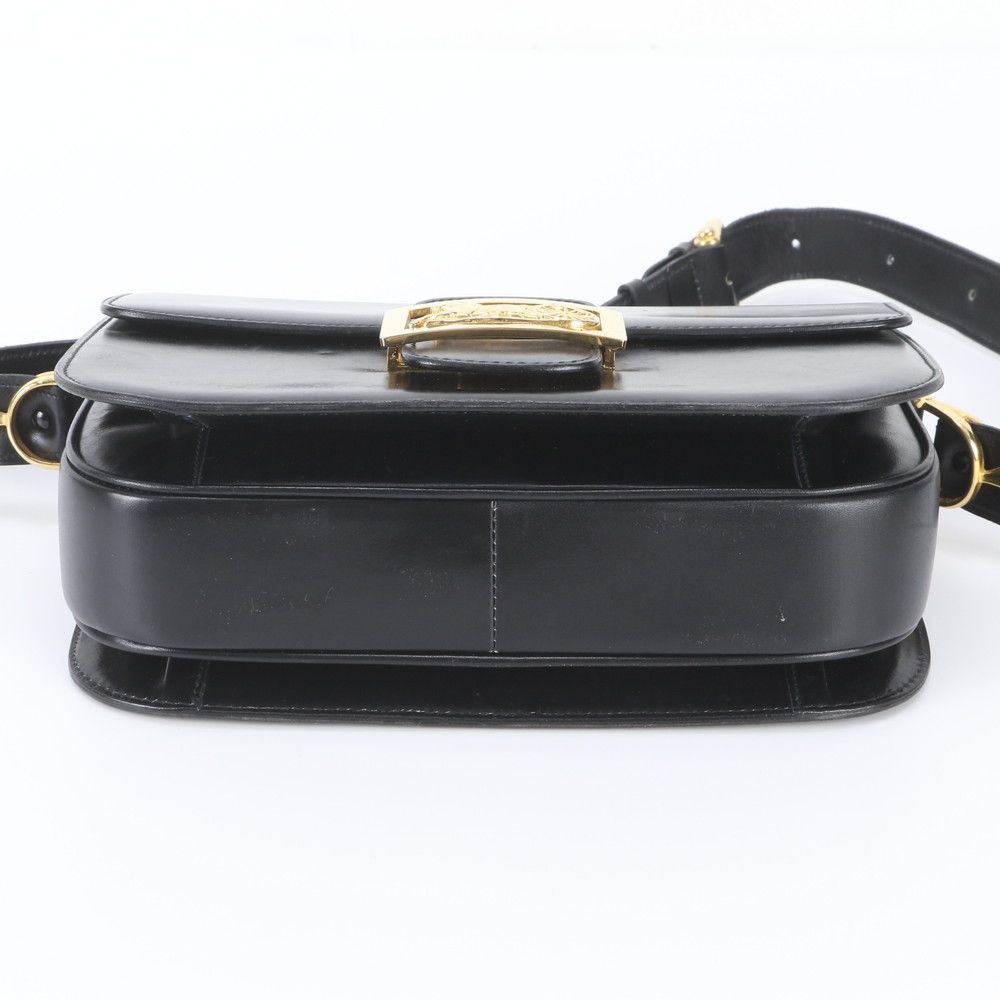 Celine Vintage Carriage Leather Shoulder Bag — view 6