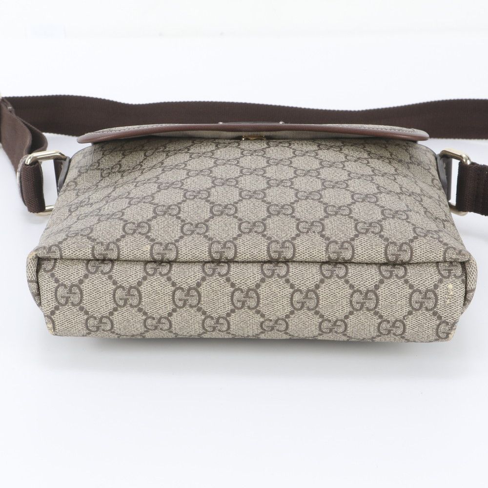 Gucci GG Supreme Leather Shoulder Bag Crossbody Messenger Business — view 6