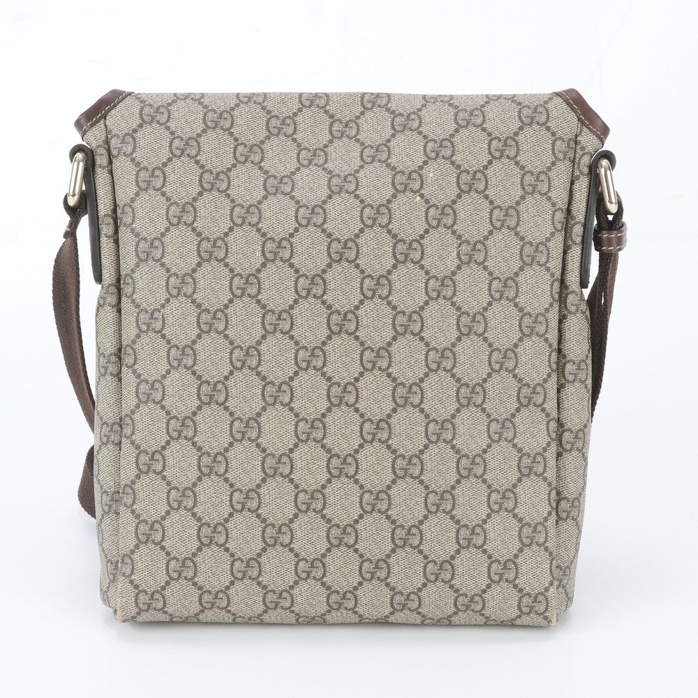 Gucci GG Supreme Leather Shoulder Bag Crossbody Messenger Business — view 3