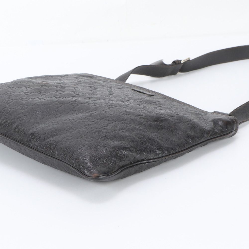 Gucci Guccissima Leather Shoulder Bag Crossbody Messenger Business — view 4