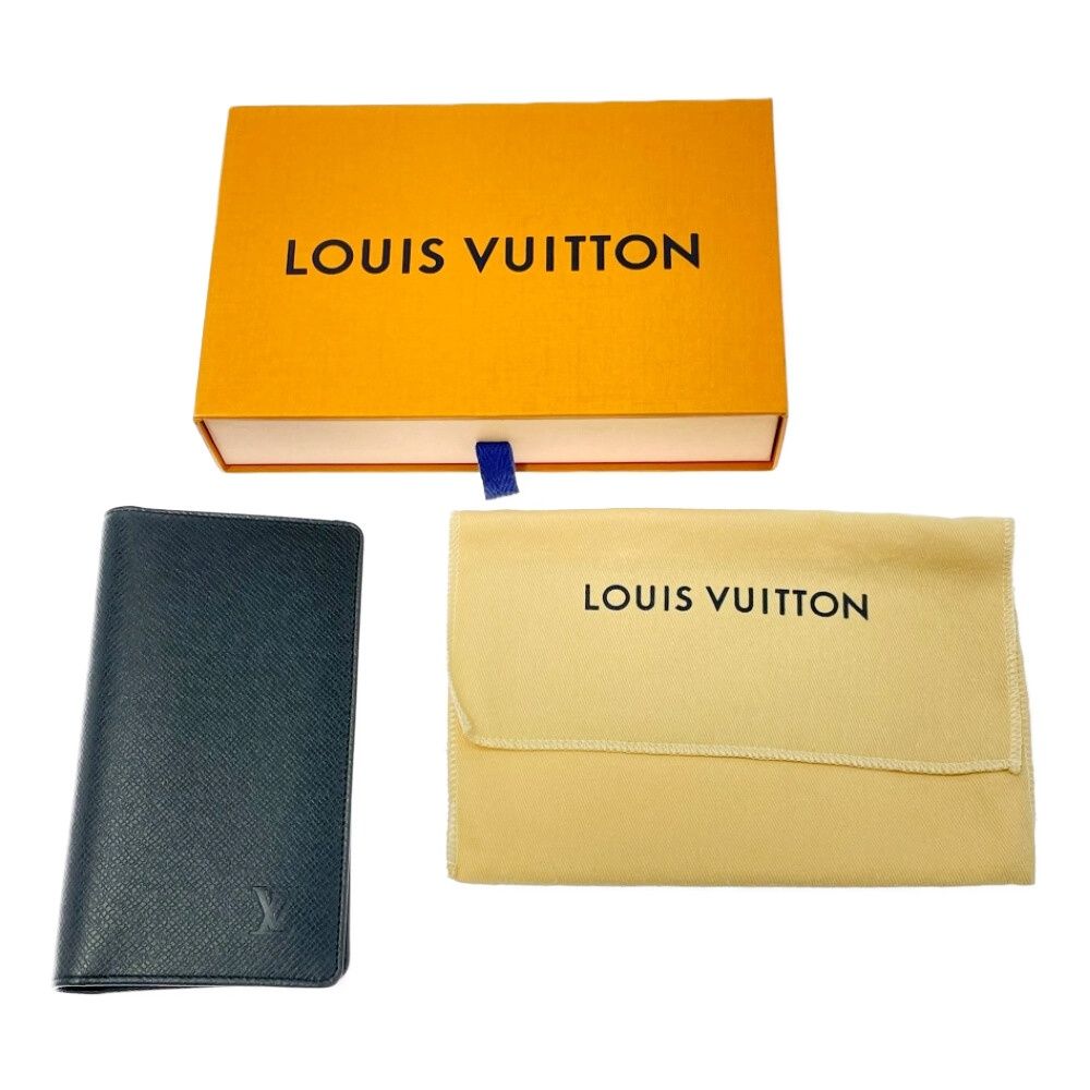 Louis Vuitton Taiga Agenda Poche Cover Black