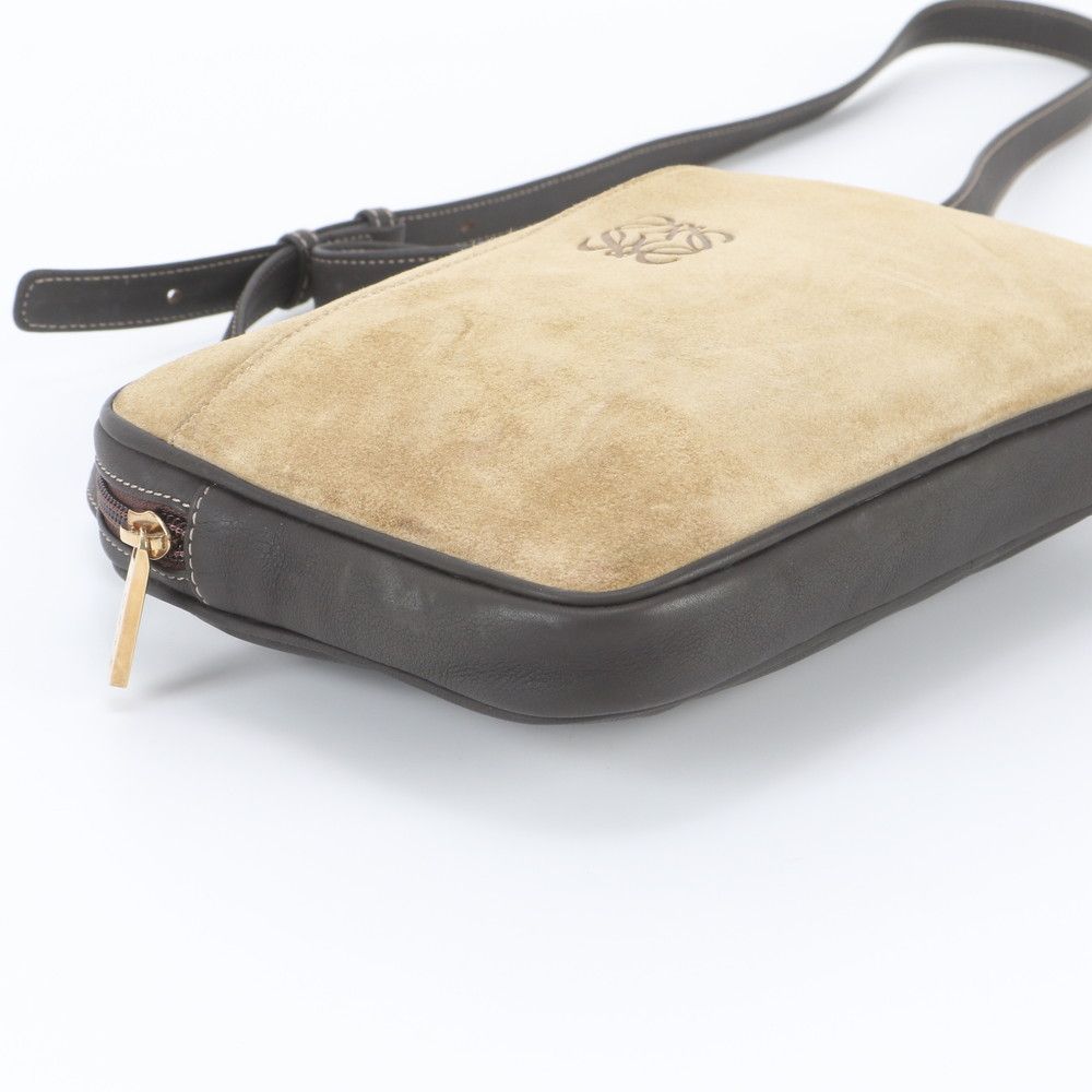 Loewe Anagram Leather Shoulder Bag Crossbody Hand — view 5