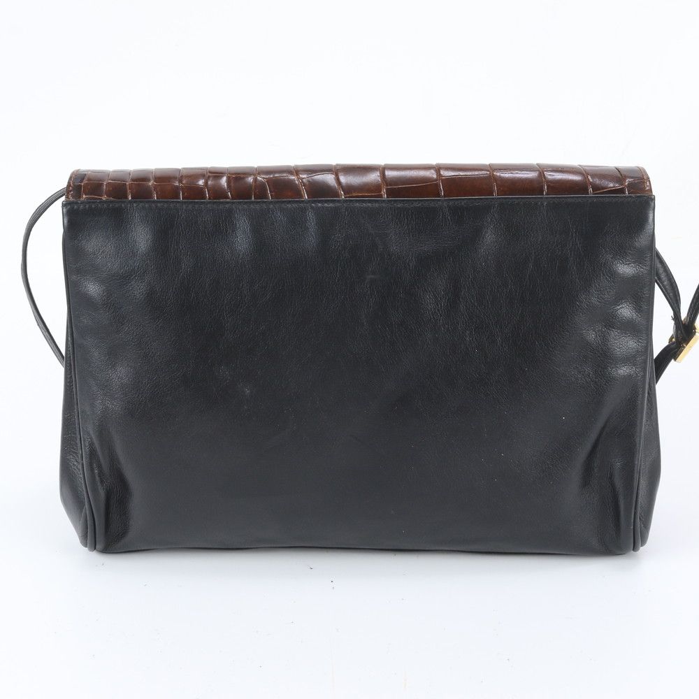 Loewe Vintage Crocodile Leather 2-Way Shoulder Bag Crossbody Clutch — view 3