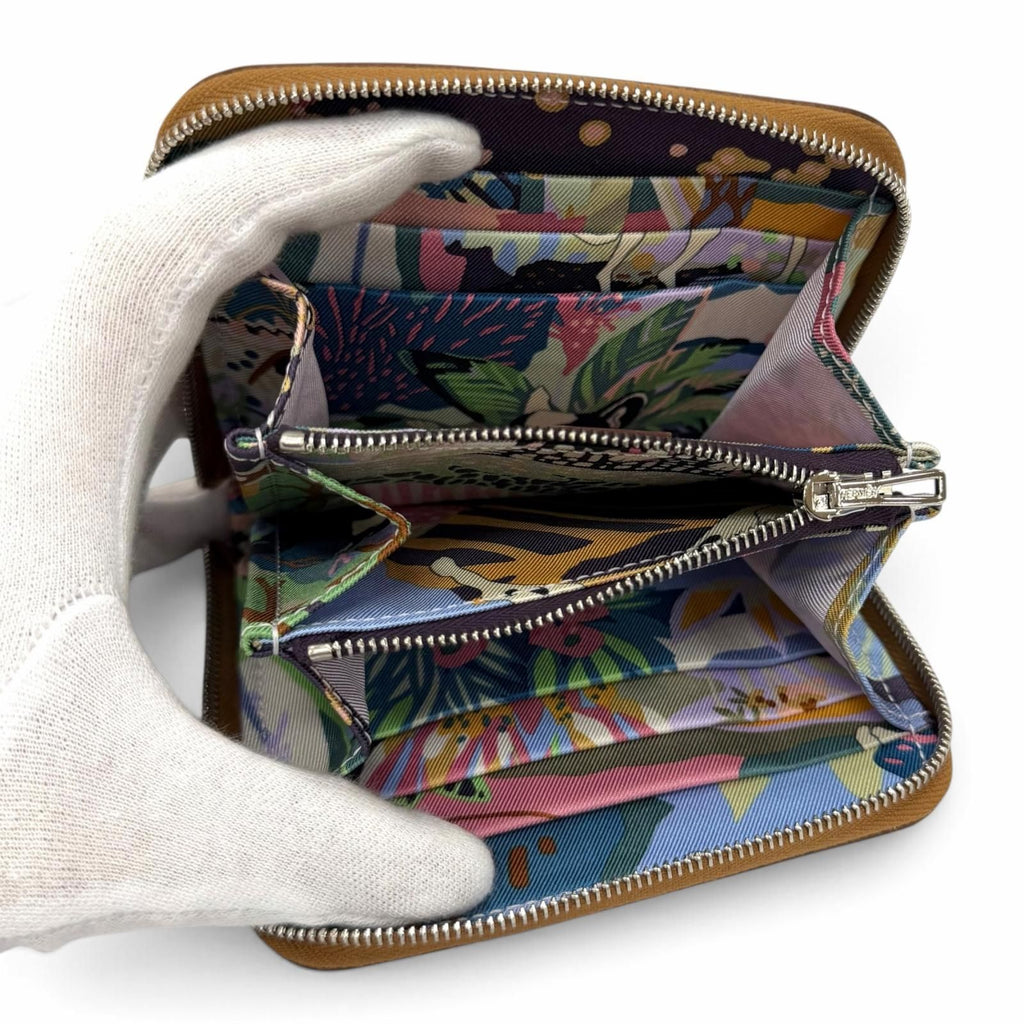 Hermes Azap Compact Silk'in Gold Veau Epsom Silver Zip Around Coin Purse — view 5
