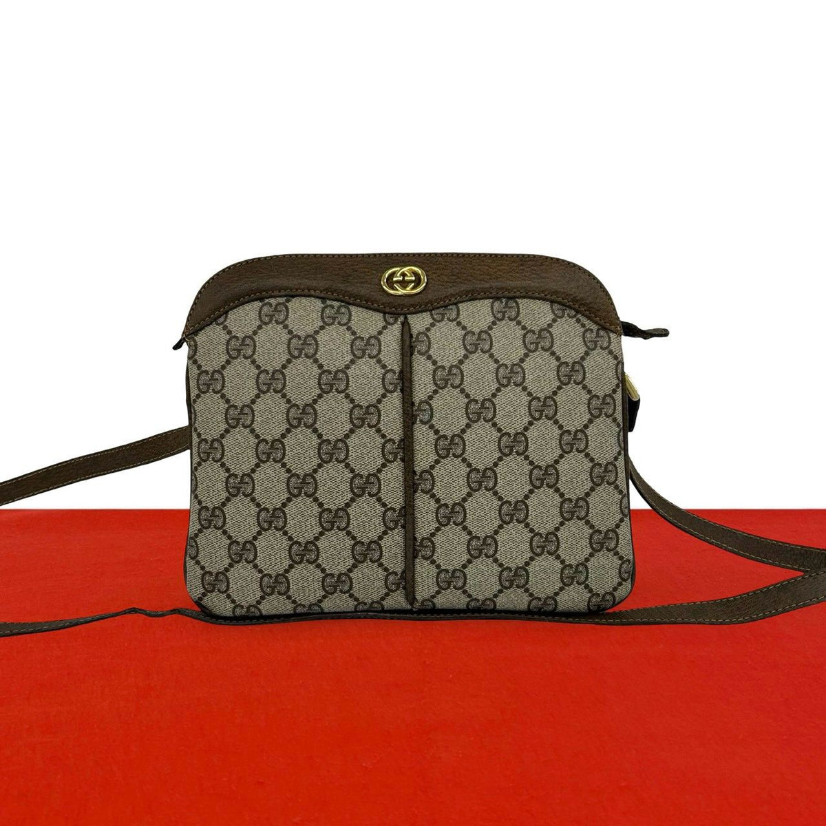 Gucci Vintage GG Pattern Logo Leather Shoulder Bag Pochette Brown