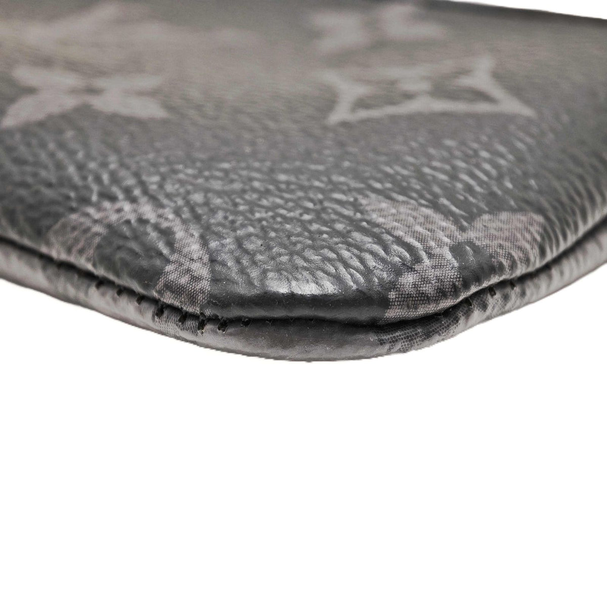 Louis Vuitton Pochette Cles Monogram Eclipse Reverse Coin Purse Black Boys' — view 3