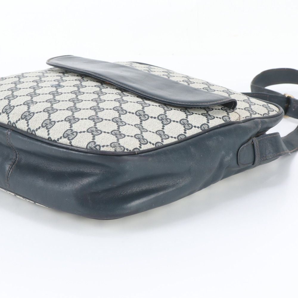 Gucci Vintage GG Supreme Leather Shoulder Bag Crossbody Hand — view 4