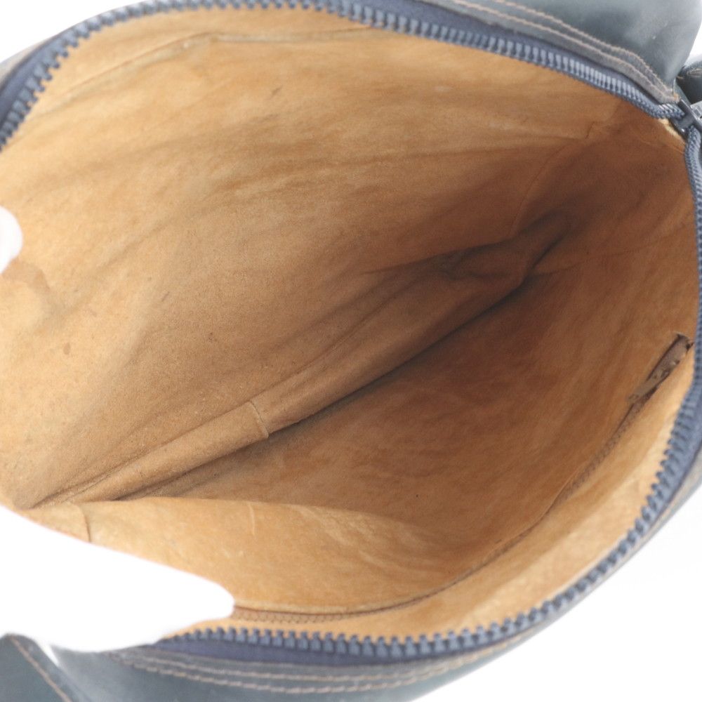 Gucci Vintage GG Supreme Leather Shoulder Bag Crossbody Hand — view 7