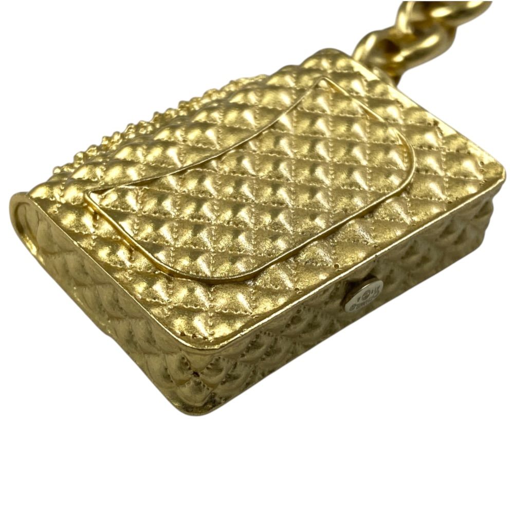 Chanel Key Holder Quilted Bag Motif CC Logo Metal Gold — view 8