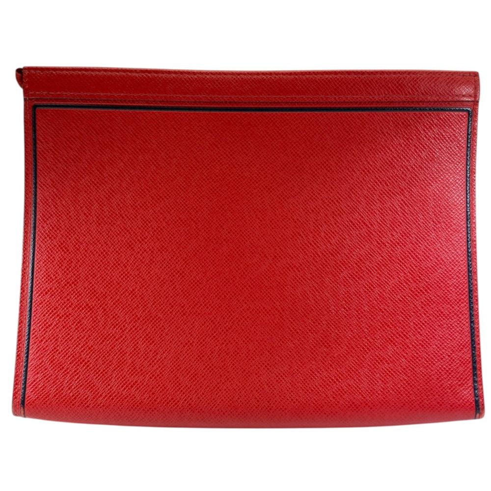 Louis Vuitton Clutch Pouch Taiga Pochette Voyage MM Leather Red — view 2