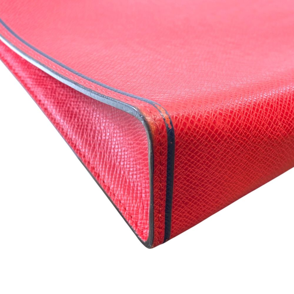 Louis Vuitton Clutch Pouch Taiga Pochette Voyage MM Leather Red — view 6