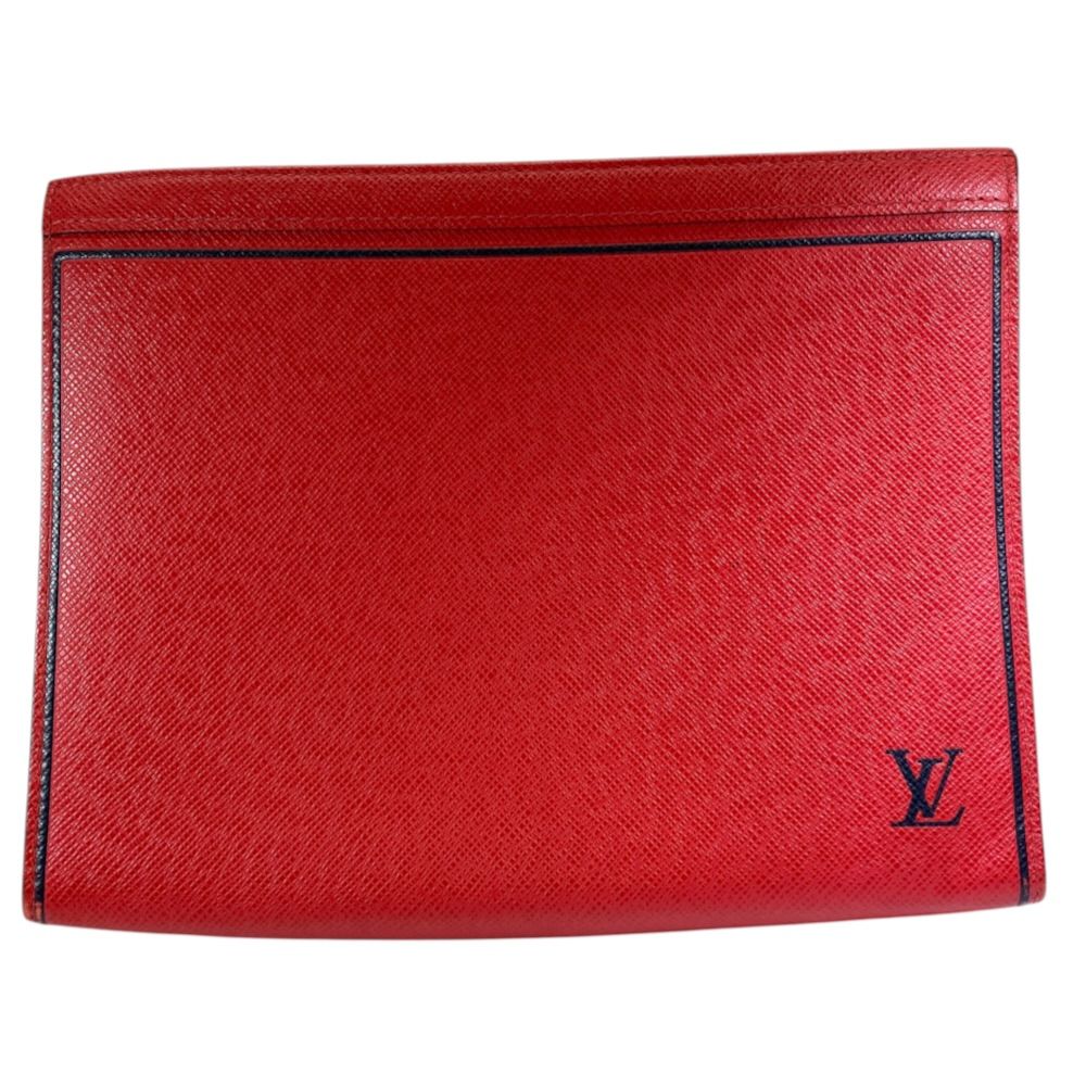 Louis Vuitton Clutch Pouch Taiga Pochette Voyage MM Leather Red