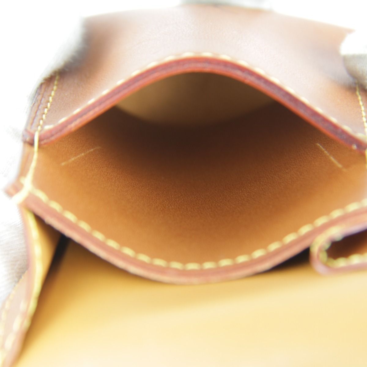 Louis Vuitton Nomad Etui Galet Case Leather Brown — view 7