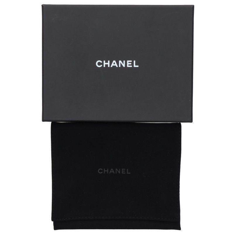 Chanel Quilted Caviar Leather Chain Wallet Shoulder Bag — view 5