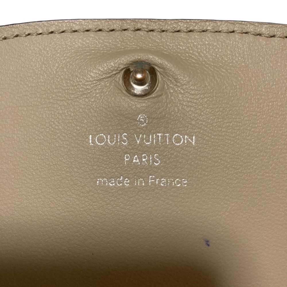 Louis Vuitton Mahina Portefeuille Iris Compact Wallet Bifold Greige — view 6