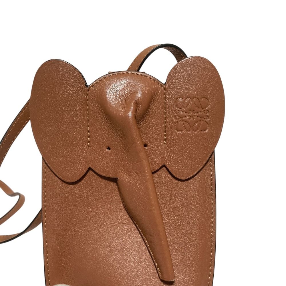 Loewe Elephant Pocket Shoulder Bag Brown — view 6