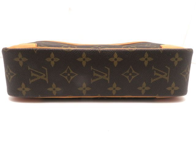 Louis Vuitton Trocadero 27 Monogram Shoulder Bag Canvas Brown — view 3