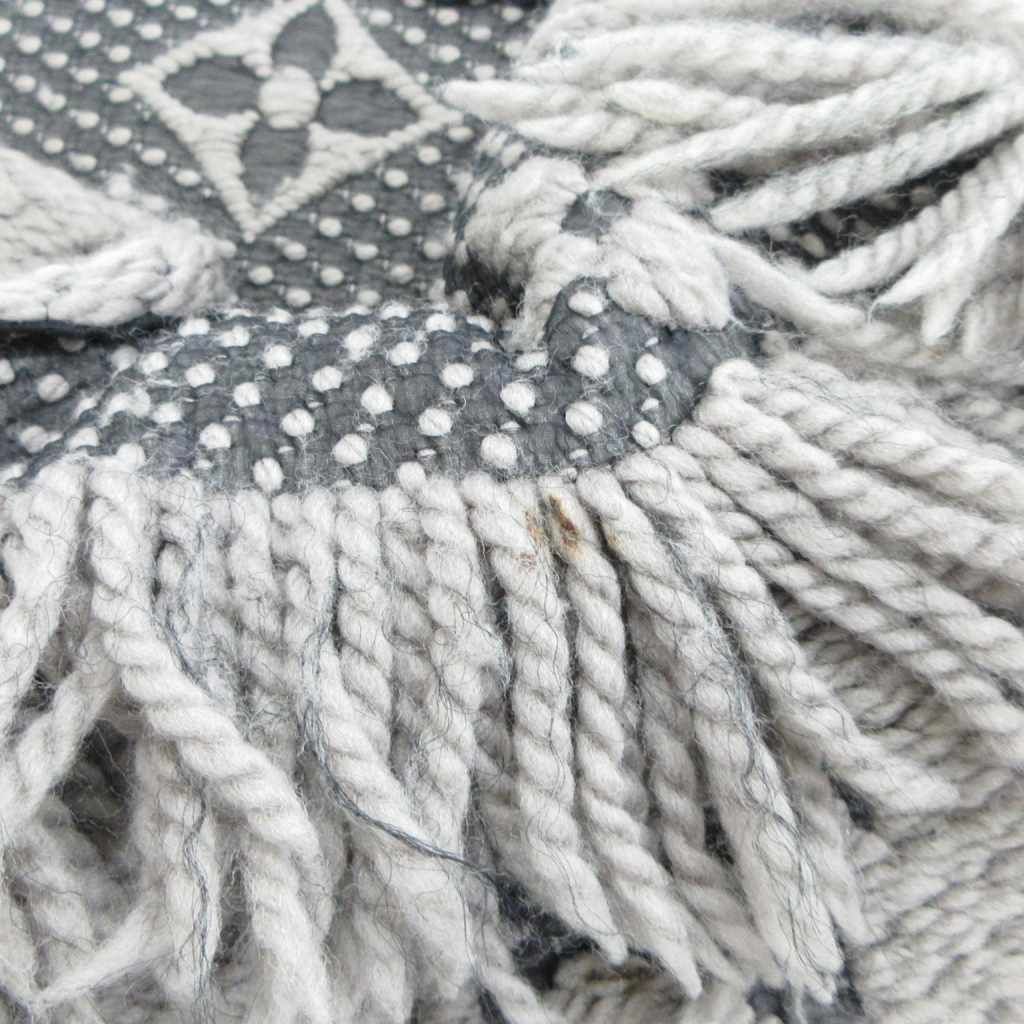 Louis Vuitton Logomania Scarf Shawl Logo Monogram Fringe Gray — view 6