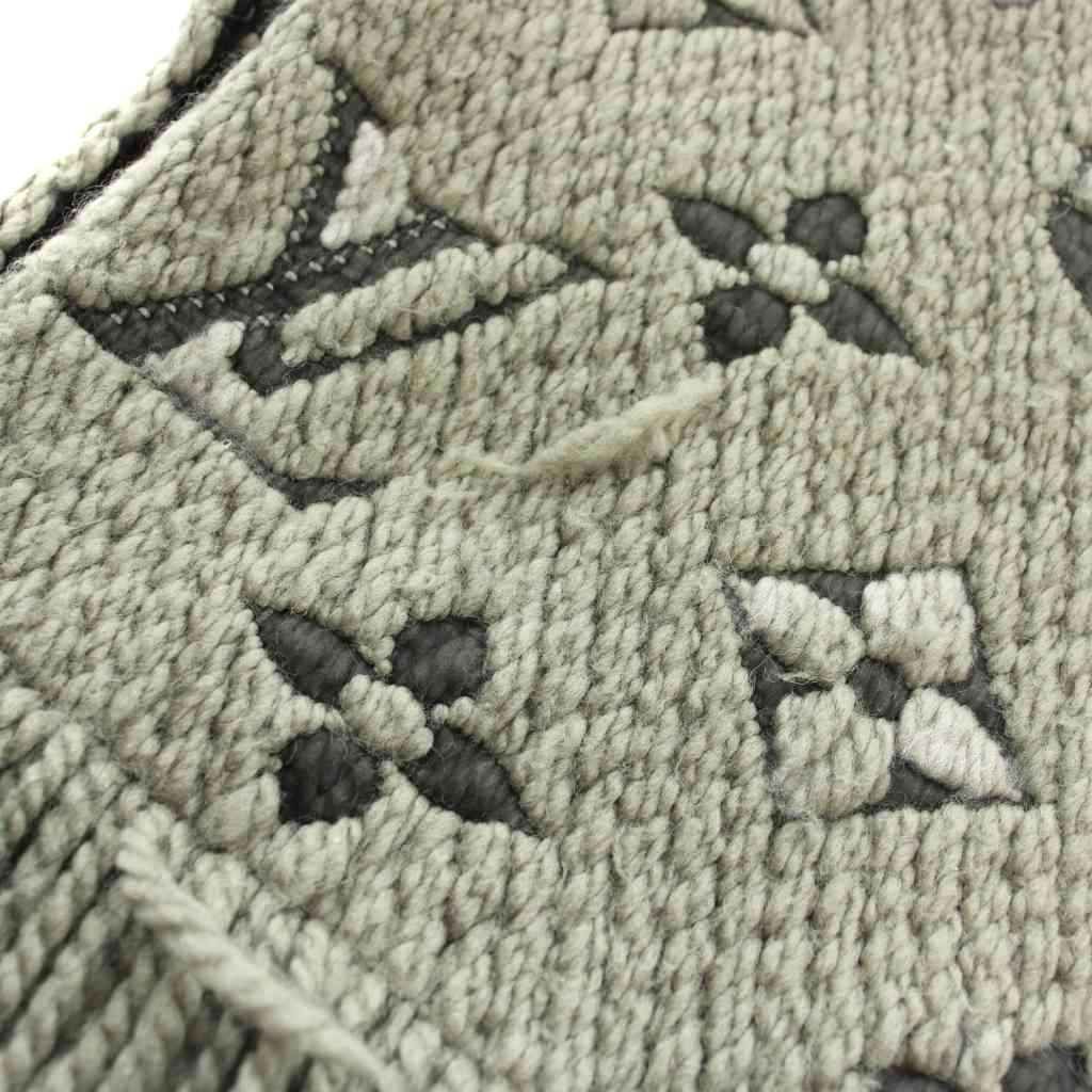 Louis Vuitton Logomania Scarf Shawl Logo Monogram Fringe Gray — view 3