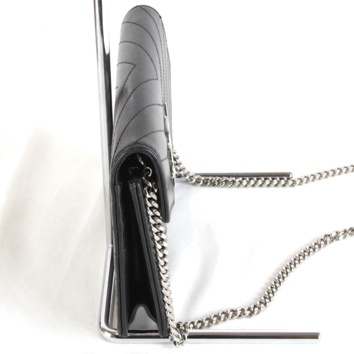 Saint Laurent V-stitch Chain Wallet Shoulder Bag Leather Black — view 2