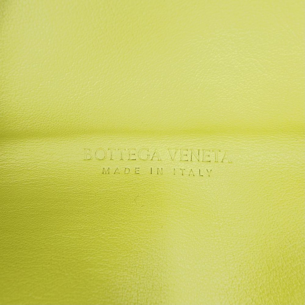 Bottega Veneta Shoulder Bag the Pouch Chain Leather Yellow Gold — view 5