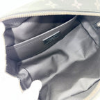 Louis Vuitton Clutch Monogram Eclipse Locker Dopp Kit Second Leather Black — view 4