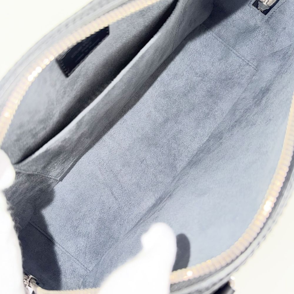Louis Vuitton Handbag Jasmine Noir Epi Leather Black Silver — view 4