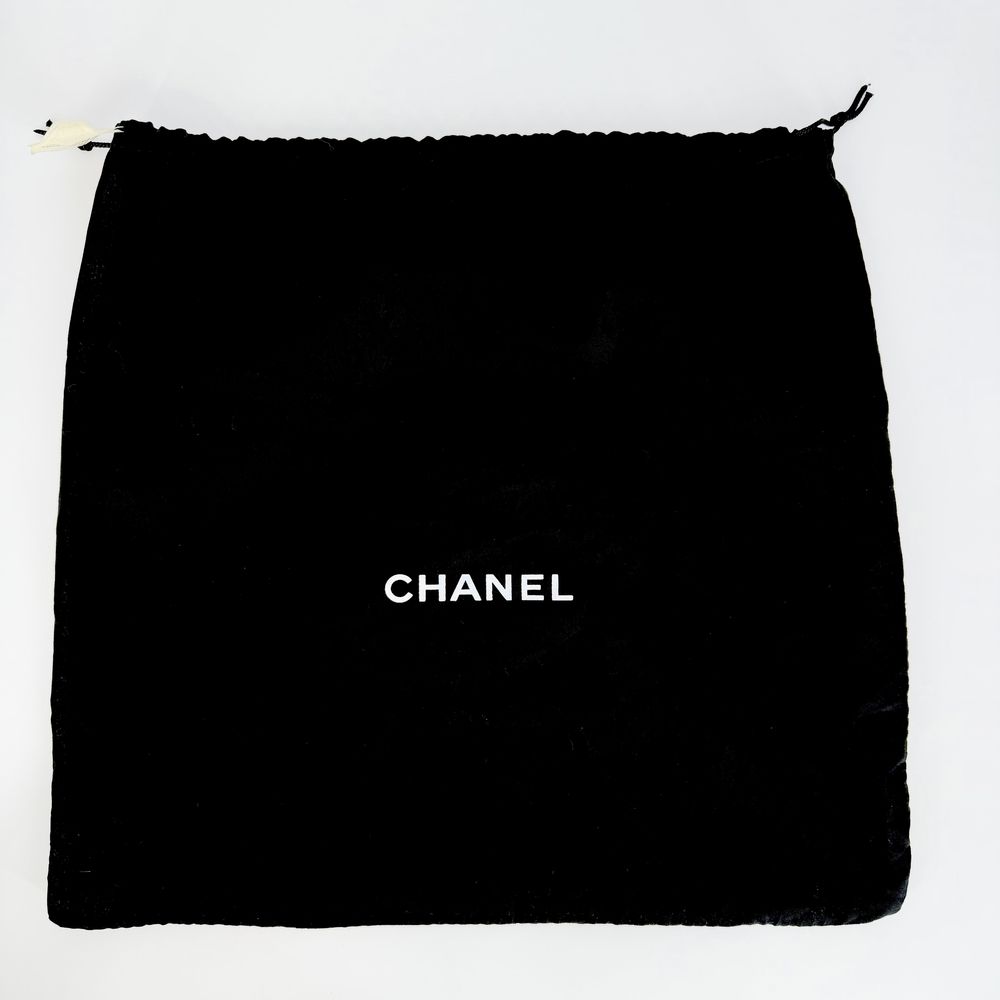 Chanel Handbag Quilted CC Logo Turnlock Top Handle Caviar Leather Black Gold — view 8