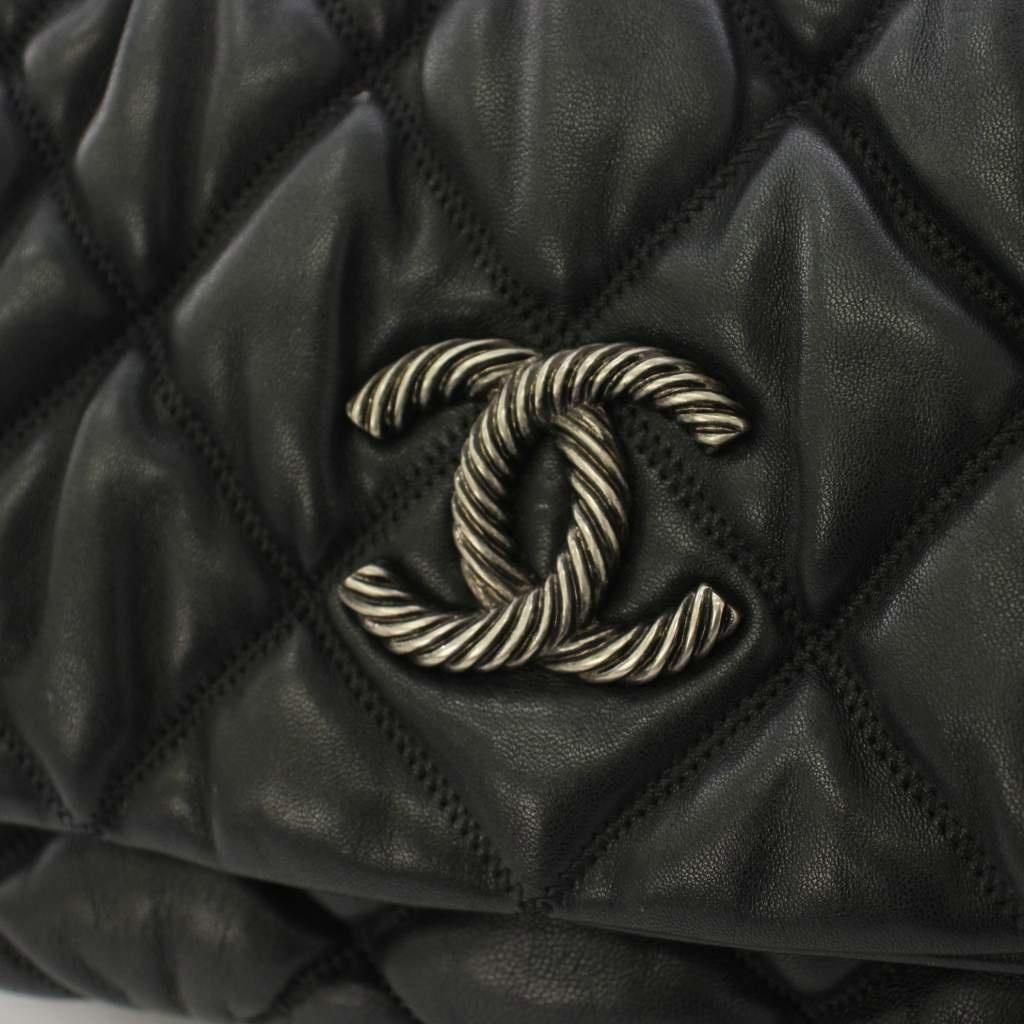 Chanel Bubble Quilt Lambskin CC Logo Shoulder Bag Black — view 7