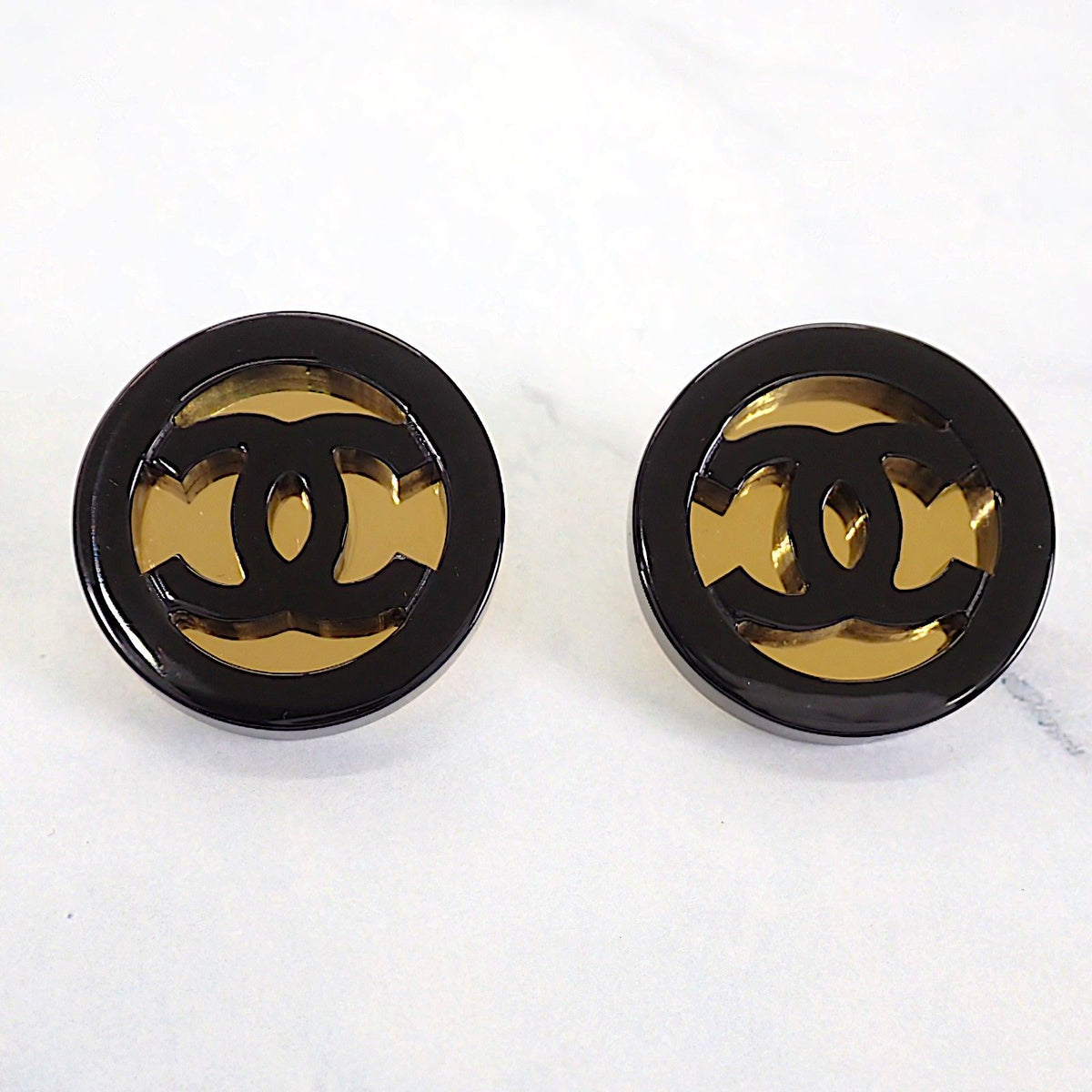Chanel CC Round Earrings Black Gold