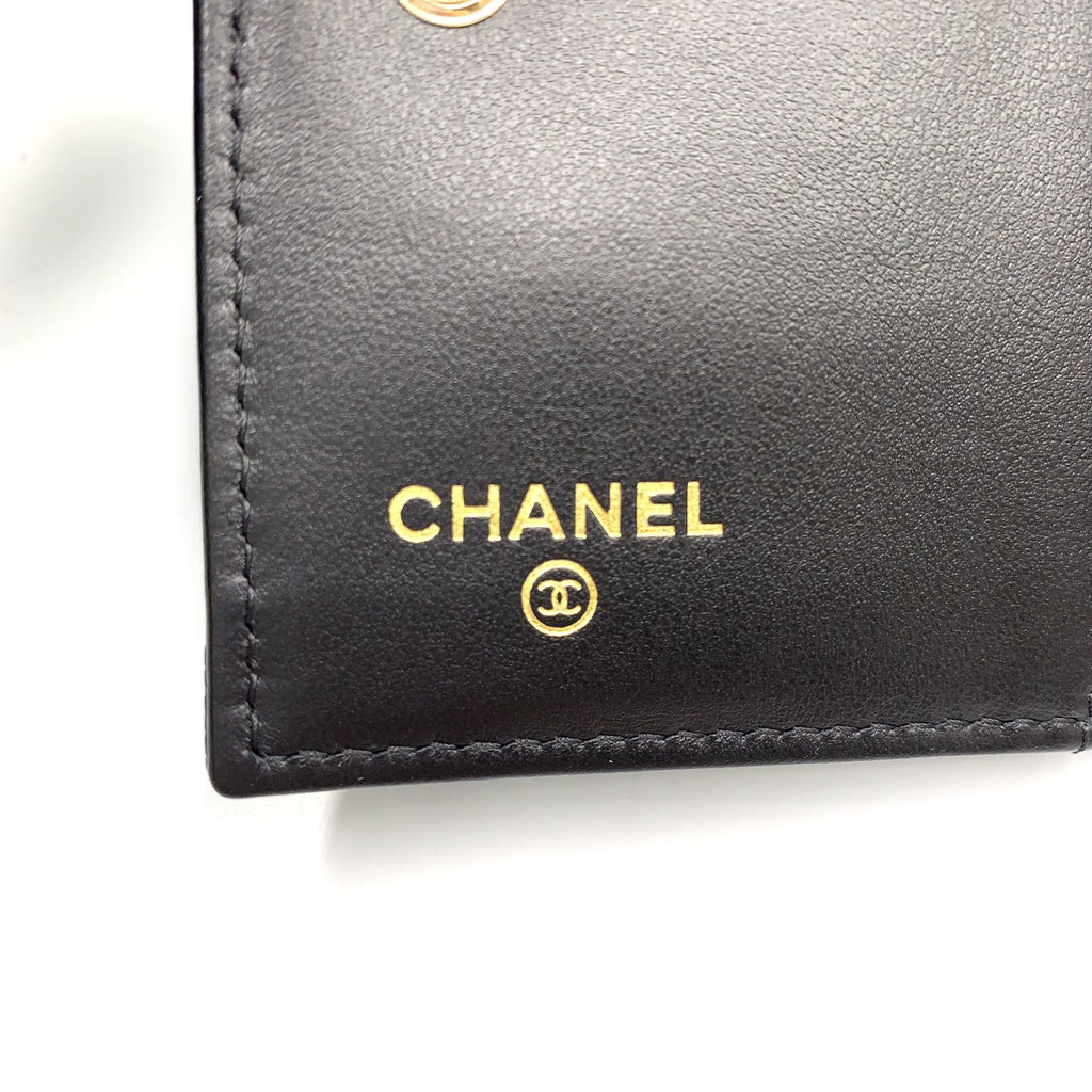 Chanel CC Logo Random Leather Caviar Black Card Case Silver — view 4