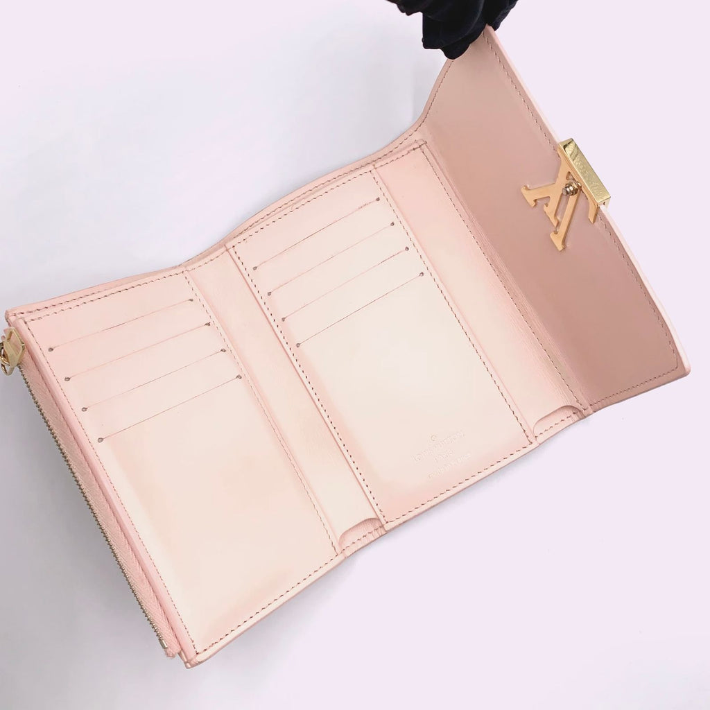 Louis Vuitton Portefeuille Capucines Leather Light Pink Wallet Gold — view 3