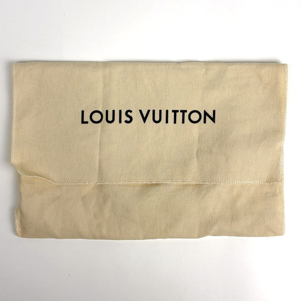 Louis Vuitton Pulse Wearable Wallet Shoulder Bag Monogram Eclipse Noir — view 8