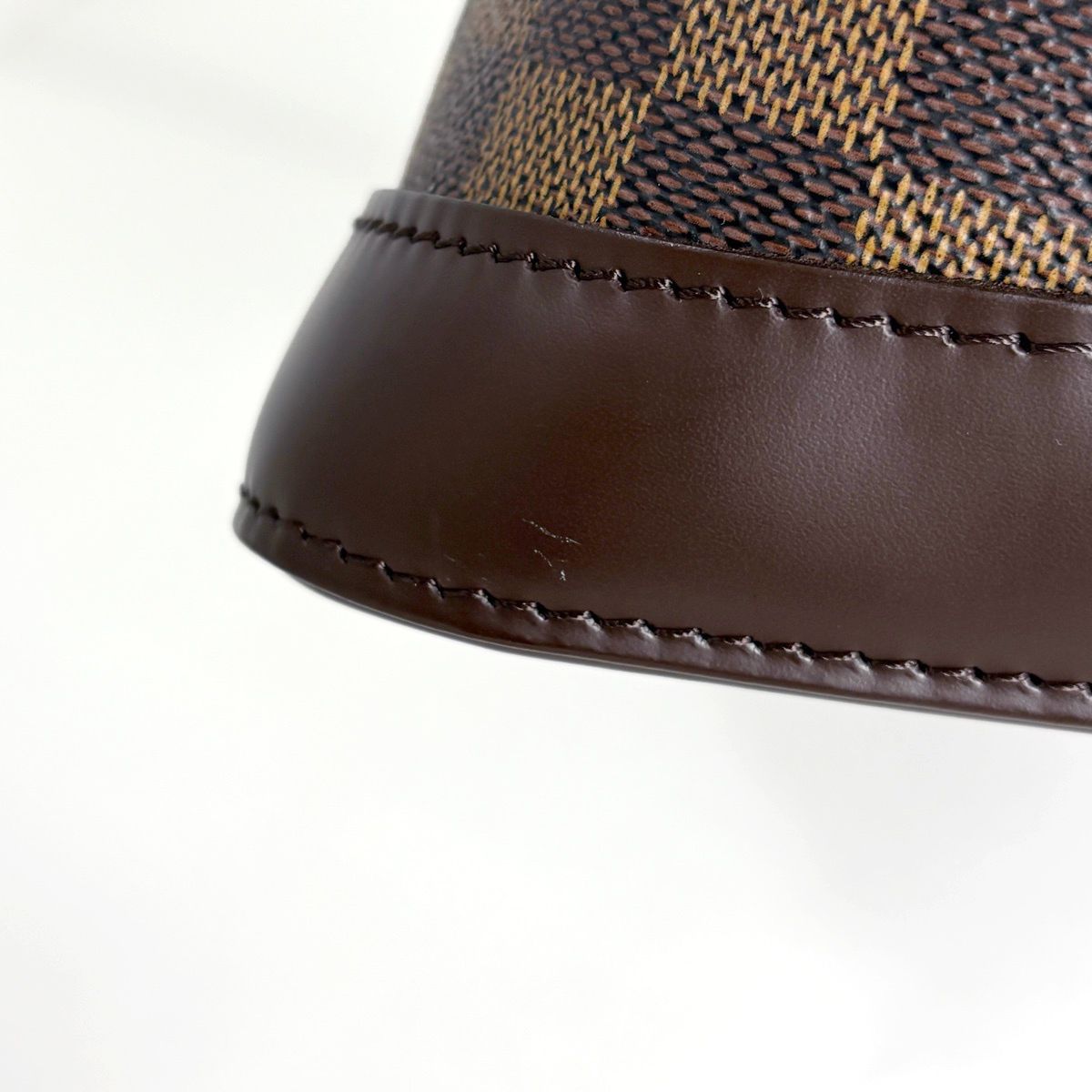 Louis Vuitton Alma Handbag Damier Brown — view 5