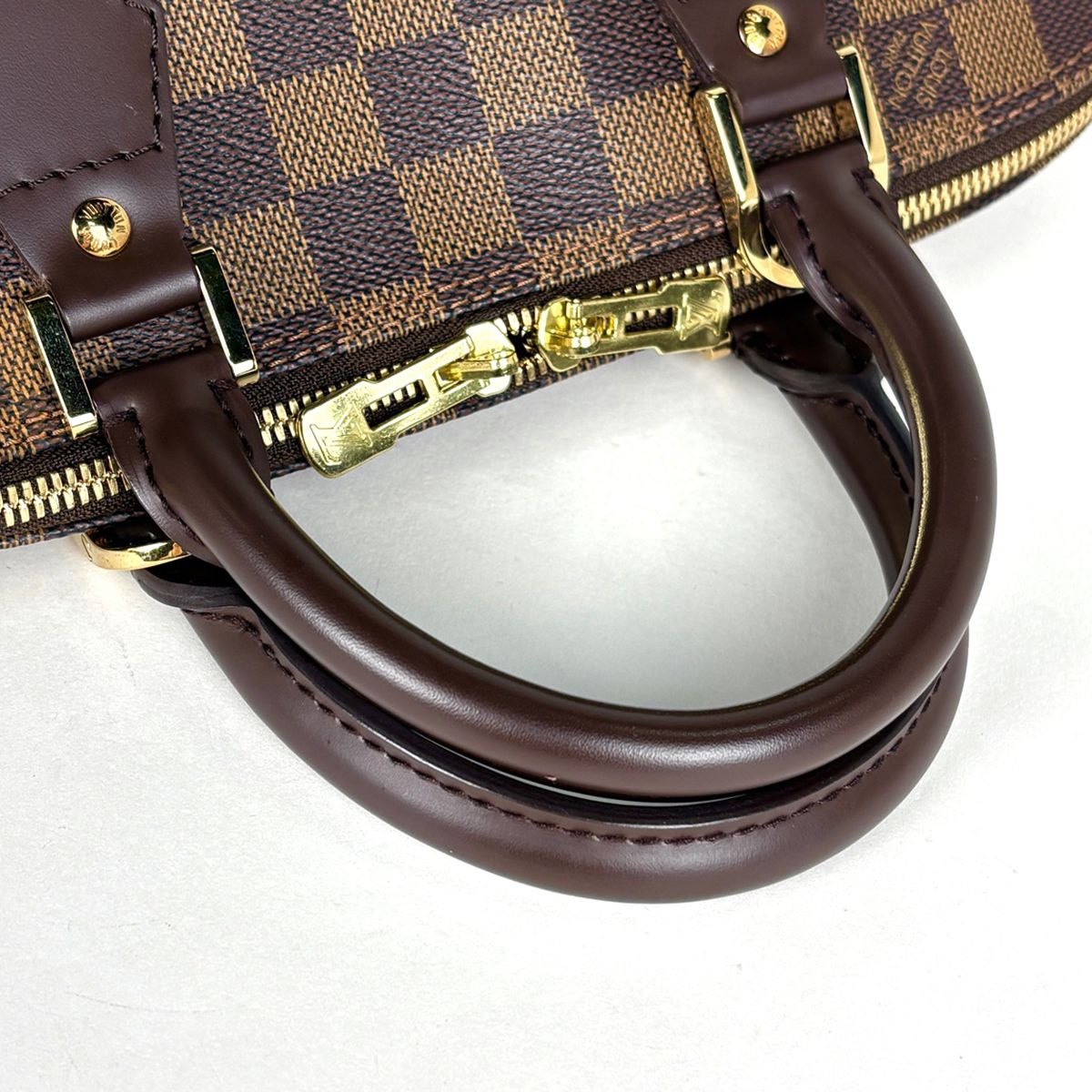 Louis Vuitton Alma Handbag Damier Brown — view 6