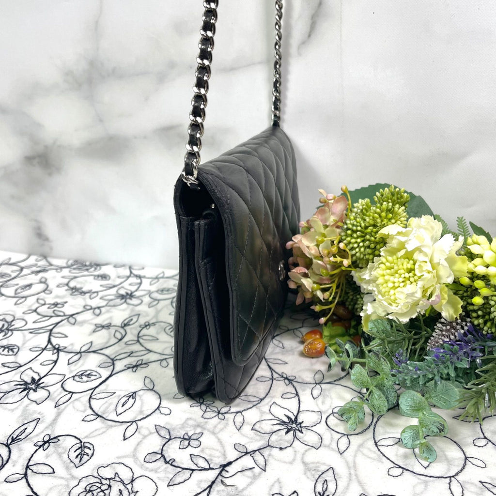 Chanel Chain Wallet Black Quilted Shoulder Bag — view 7