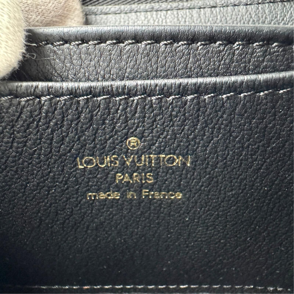 Louis Vuitton Zippy Coin Purse Crocodile Cosmic Blue — view 7