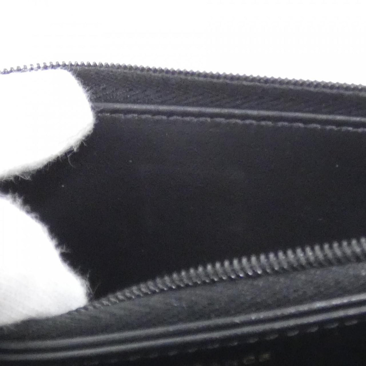 Chanel Chain Wallet Shoulder Bag — view 8