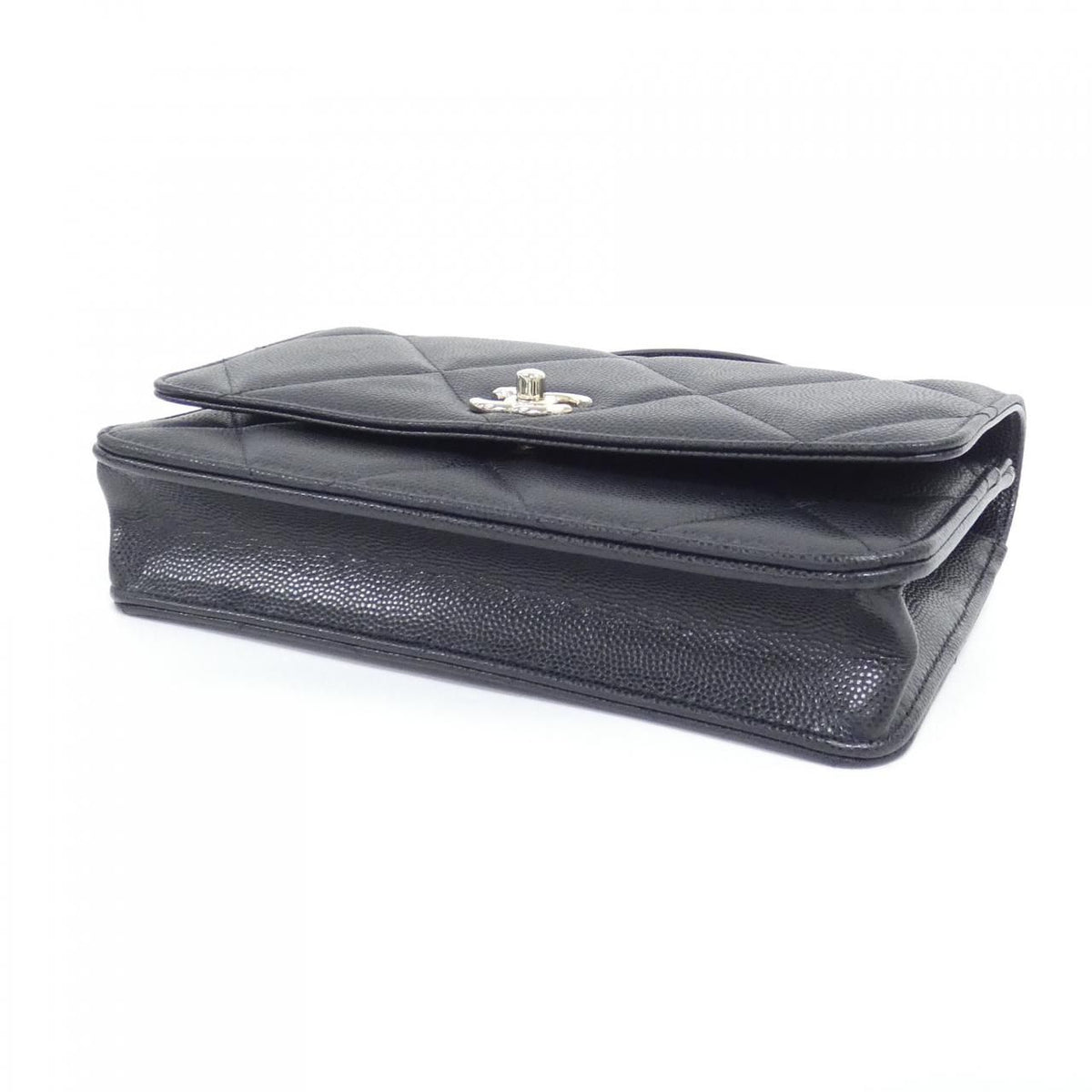 Chanel Chain Wallet Shoulder Bag — view 3