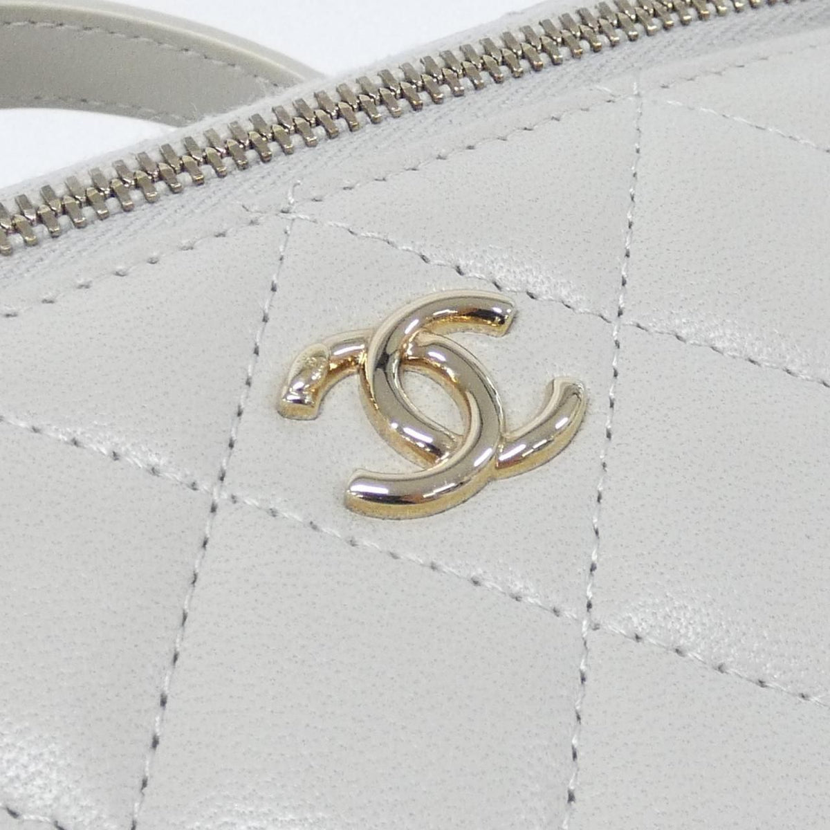 Chanel Bag Handbag Gray — view 5