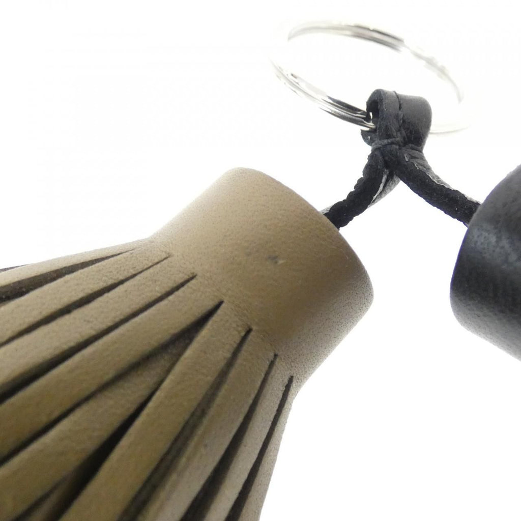Hermes Carmen Unodos Key Ring Key Holder — view 3