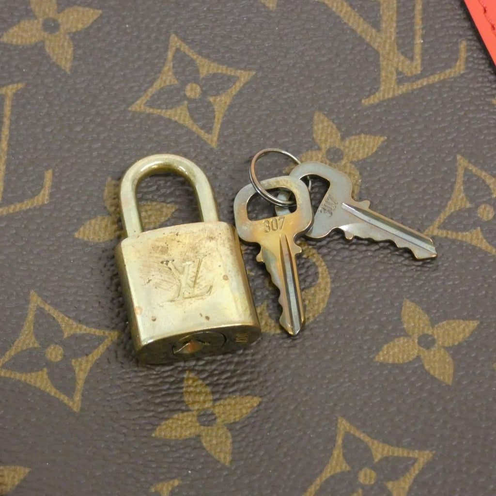 Louis Vuitton Monogram Keepall Bandouliere 50 Boston Bag — view 6