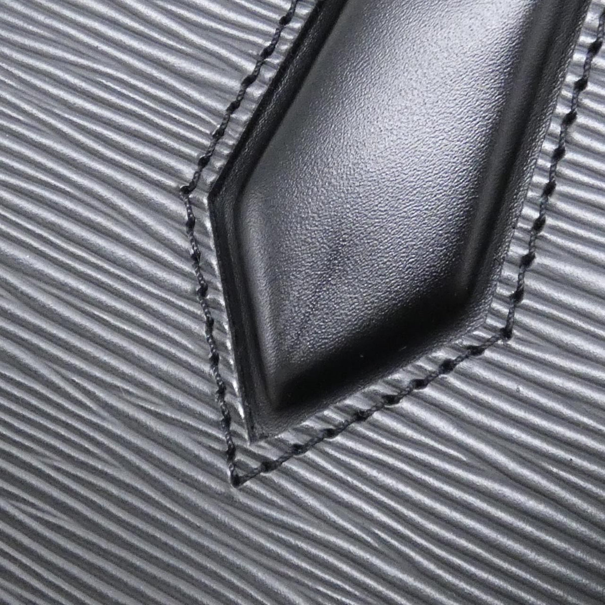 Louis Vuitton Epi Jasmine Bag — view 5