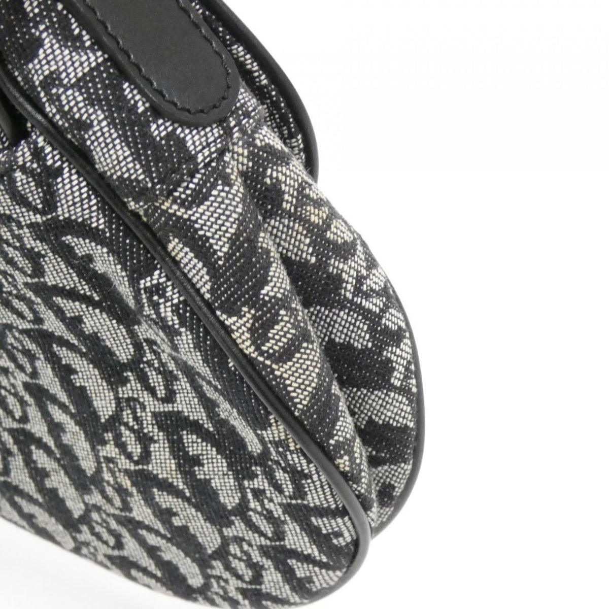 Dior Vintage Saddle Shoulder Bag — view 4